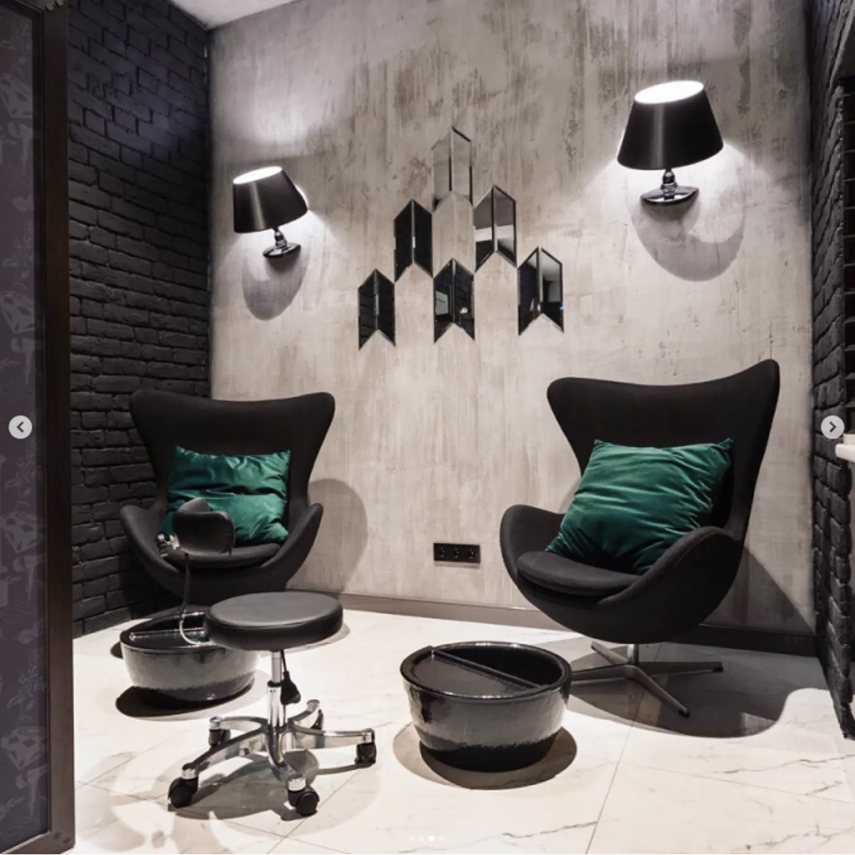 Signature Resin Pedicure Bowl in Onyx/Black